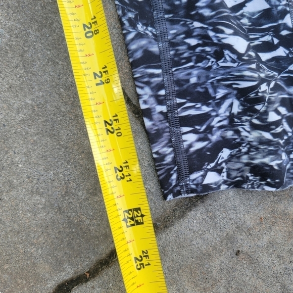 Lululemon Fast & Free 7/8 Tight II *Nulux 25" 8 - Picture 8 of 10